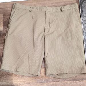 Nike Golf Dri-Fit Tan Pinstripe Shorts Sz 42